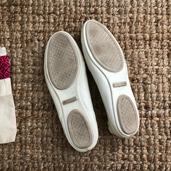 Tory Burch Minnie Patent Leather Flat - Picture 4 of 4